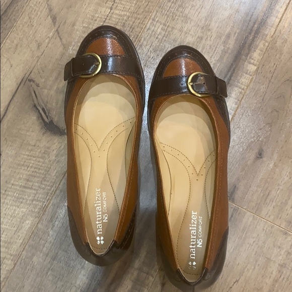 Shoes - Picture 1 of 10